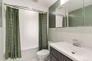 1672 Hendrickson St, Brooklyn, NY 11234 - Photo 12