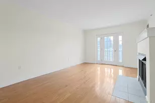 31 Greenridge Ave, White Plains, NY 10605 - Photo 10