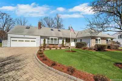 115 Elizabeth Road, New Rochelle, NY 10804 - Photo 1