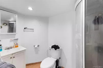 239 Washington Avenue, Amityville, NY 11701 - Photo 28