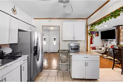 239 Washington Avenue, Amityville, NY 11701 - Photo 16