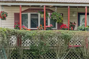 239 Washington Ave, Amityville, NY 11701 - Photo 6