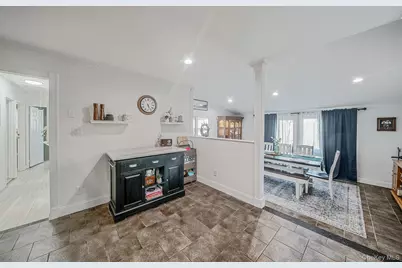 2909 New London Avenue, Medford, NY 11763 - Photo 10