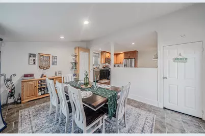 2909 New London Avenue, Medford, NY 11763 - Photo 12