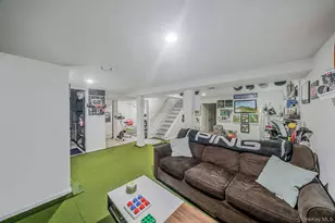 2909 New London Ave, Medford, NY 11763 - Photo 24