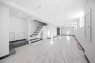 30-33 93rd St, East Elmhurst, NY 11369 - Photo 18