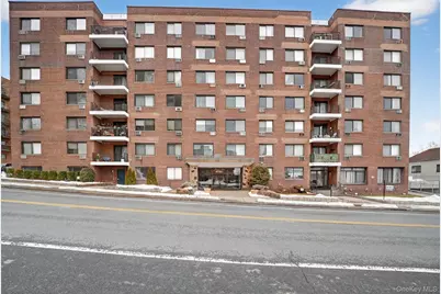 25 Lake Street #3D, White Plains, NY 10603 - Photo 2