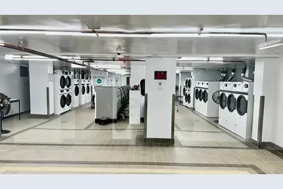 61-20 Grand Central Parkway #C1102, Forest Hills, NY 11375 - Photo 12