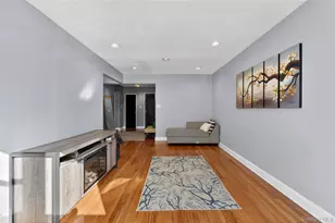 142-35 84th Dr, Jamaica, NY 11435 - Photo 10