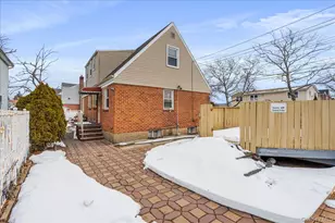 141-46 253rd St, Rosedale, NY 11422 - Photo 30