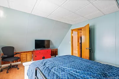 14146 253rd Street, Rosedale, NY 11422 - Photo 18