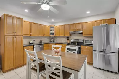 72 Daly Road, East Northport, NY 11731 - Photo 8