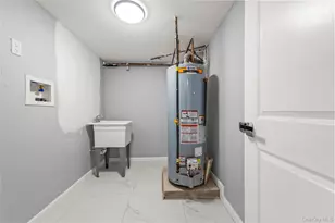 164-08 Tuskegee Airmen Way, Jamaica, NY 11433 - Photo 28