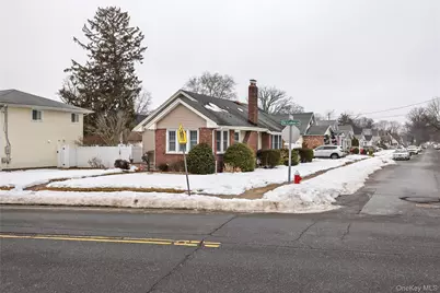 661 Saint Lukes Place, Baldwin, NY 11510 - Photo 34