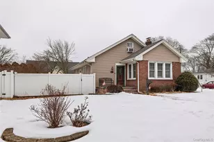 661 St Lukes Pl, Baldwin, NY 11510 - Photo 36