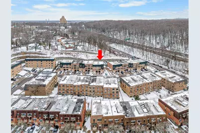 240-22 70th Avenue, Little Neck, NY 11362 - Photo 20