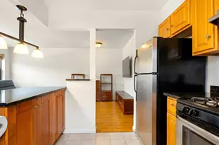 240-22 70th Ave, Little Neck, NY 11362 - Photo 4