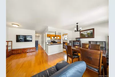 240-22 70th Avenue, Little Neck, NY 11362 - Photo 8