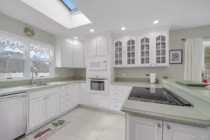 19 Birchwood Dr, South Huntington, NY 11746 - Photo 6