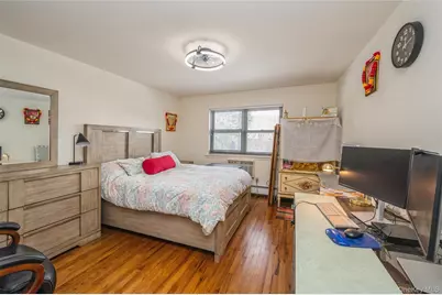 216 Fulton Street #1B, Farmingdale, NY 11735 - Photo 6