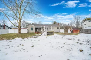 120 Evergreen Ave, Brentwood, NY 11717 - Photo 36