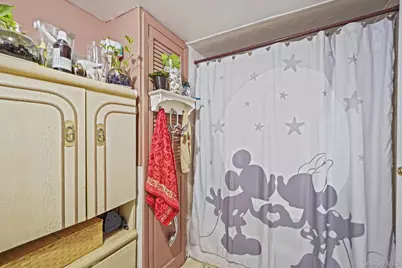 120 Evergreen Avenue, Brentwood, NY 11717 - Photo 28