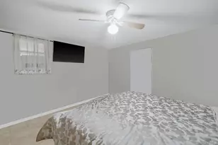 120 Evergreen Ave, Brentwood, NY 11717 - Photo 26