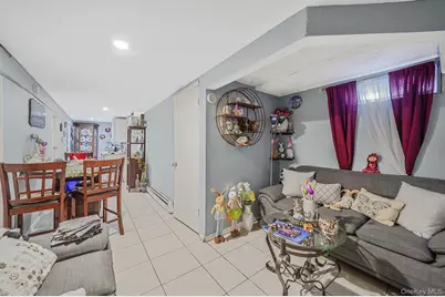 120 Evergreen Avenue, Brentwood, NY 11717 - Photo 32