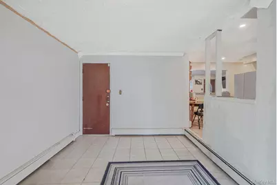 120 Evergreen Avenue, Brentwood, NY 11717 - Photo 14