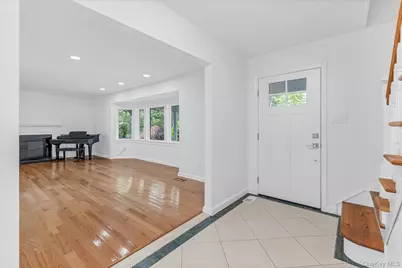2 Westbourne Lane, Melville, NY 11747 - Photo 6