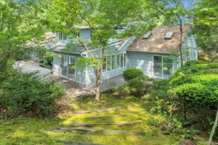 2 Westbourne Ln, Melville, NY 11747 - Photo 36