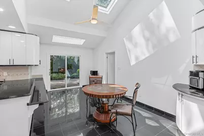 2 Westbourne Lane, Melville, NY 11747 - Photo 16