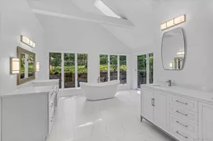 2 Westbourne Ln, Melville, NY 11747 - Photo 24