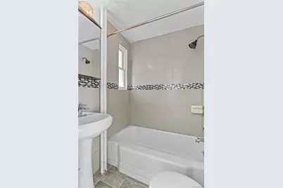 22 Stephenson Boulevard #1st, New Rochelle, NY 10801 - Photo 10