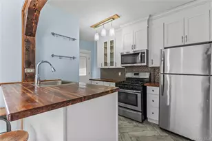 22 Stephenson Blvd, New Rochelle, NY 10801 - Photo 6