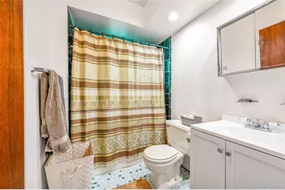 13214 Farmers Boulevard, Saint Albans, NY 11434 - Photo 18