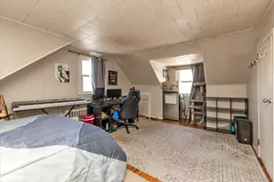 2272 Oxford St, East Meadow, NY 11554 - Photo 12