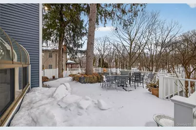 92 Valentine Avenue, Glen Cove, NY 11542 - Photo 28