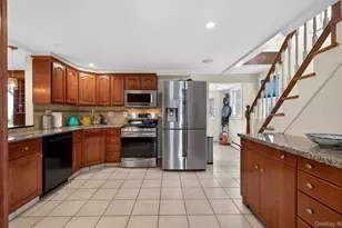 92 Valentine Ave, Glen Cove, NY 11542 - Photo 8