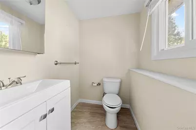 7 Pierre Drive, Commack, NY 11725 - Photo 10