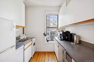 205 W 103rd St, New York, NY 10025 - Photo 4