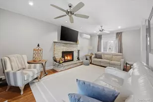 3343 Agar Pl, Bronx, NY 10465 - Photo 12