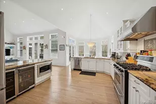 21 Corbett Dr, East Quogue, NY 11942 - Photo 4