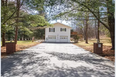 7 Finnish Lane, Lagrangeville, NY 12540 - Photo 2