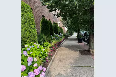 36 Pondfield Road W #2A, Bronxville, NY 10708 - Photo 14