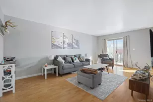 26 Cooper Rd, Poughkeepsie, NY 12603 - Photo 2