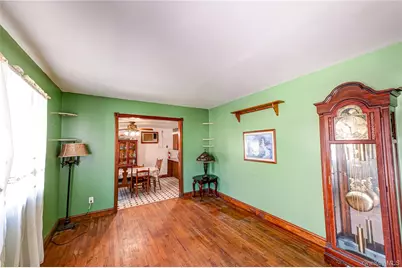 1440 Lombardy Boulevard, Bay Shore, NY 11706 - Photo 12