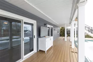 4 Bay St, Center Moriches, NY 11934 - Photo 32