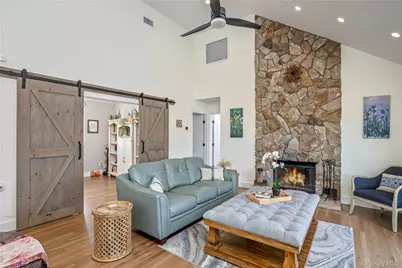 4 Bay Street, Center Moriches, NY 11934 - Photo 12