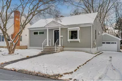 1325 Stoneybrook Avenue, Mamaroneck, NY 10543 - Photo 2